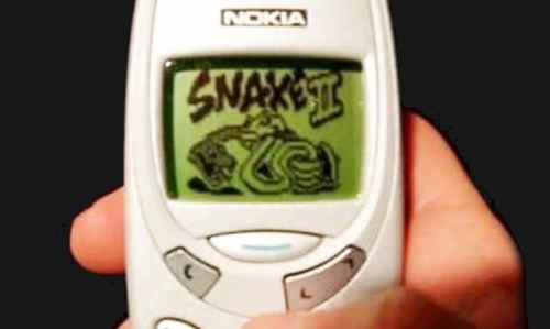 Slither game is like Snake on Nokia 3310 phone but multi-player