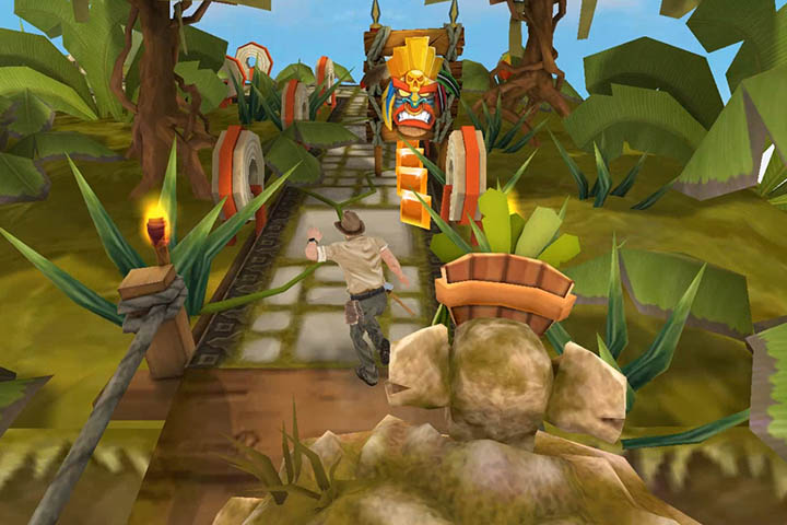 Tomb Runner  Play the Game for Free on PacoGames